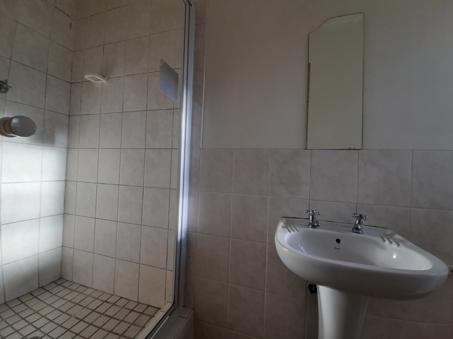 3 Bedroom Property for Sale in Cambridge West Eastern Cape